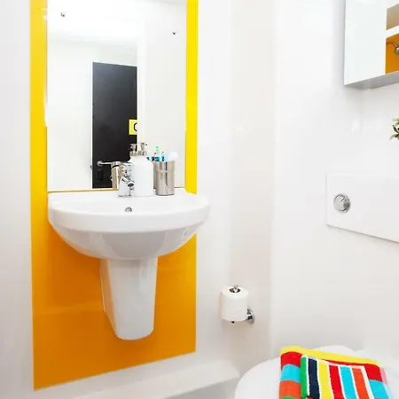 Апартаменты Ensuite W/ Shared Kitchen Centre! *